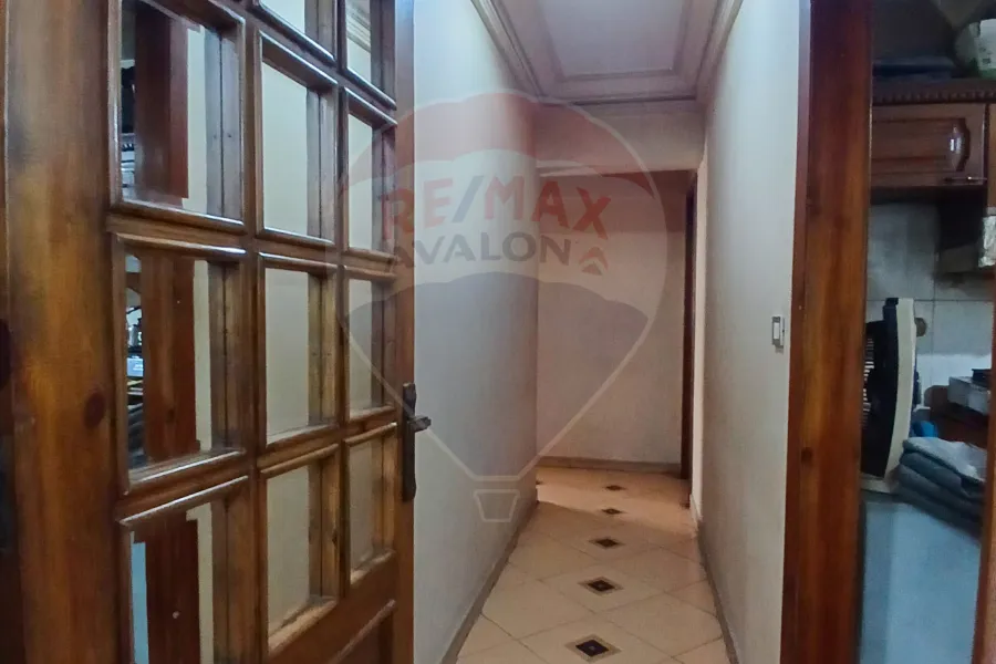 شقة للبيع 200 م جليم (ش أبوقير)