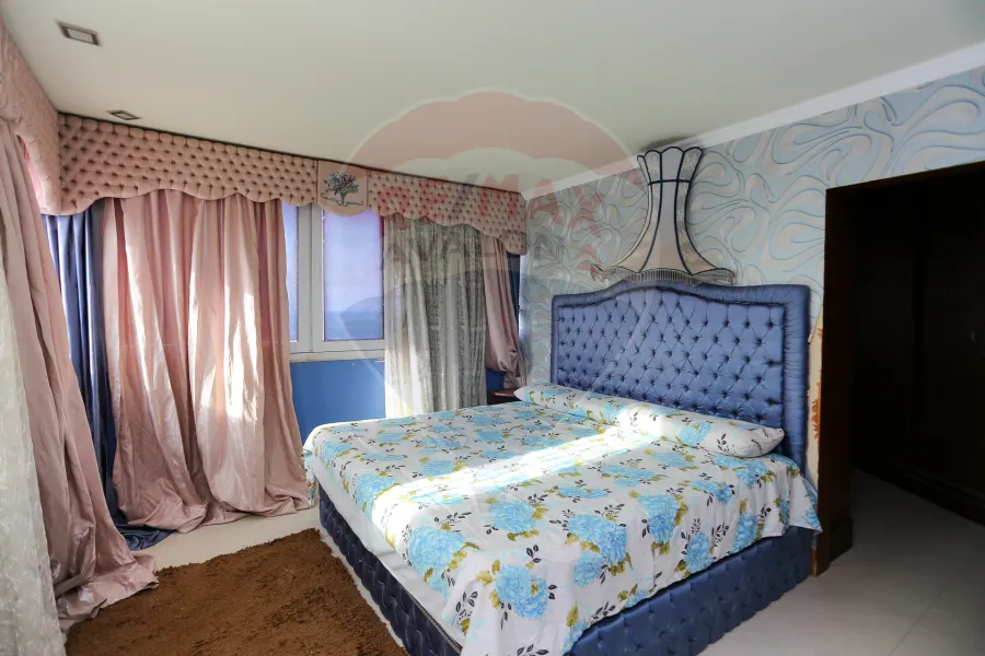 Duplex for sale 500 m Al-Saraya (Directly on the sea)