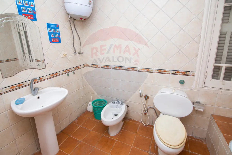 Villa for rent 1,000 m Roshdy (Syria St.)