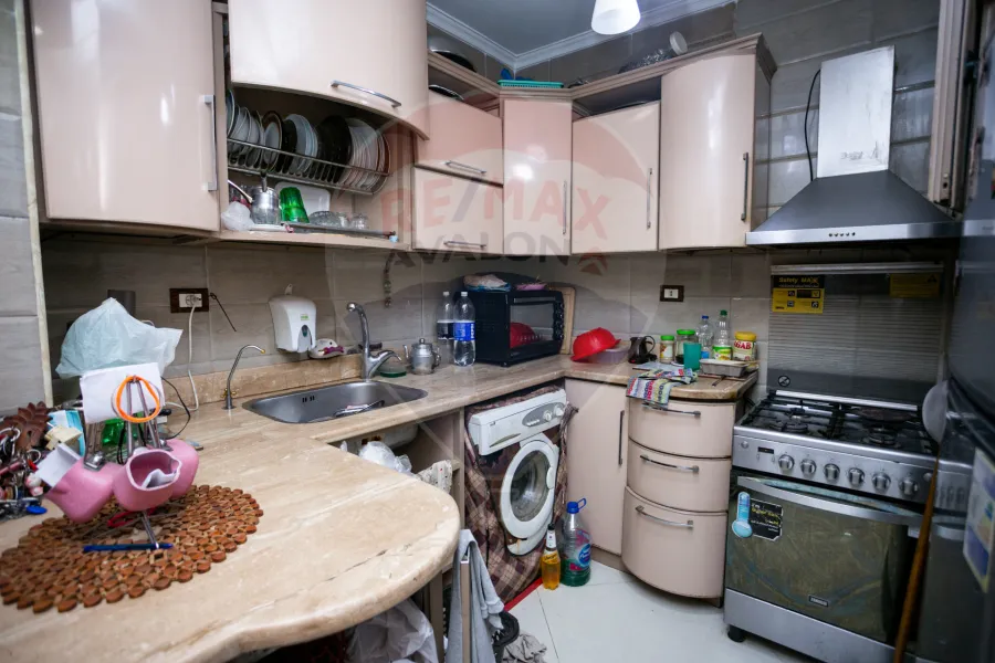 شقة للبيع 125 م فيكتوريا (ش عبد السلام عارف علي الترام)