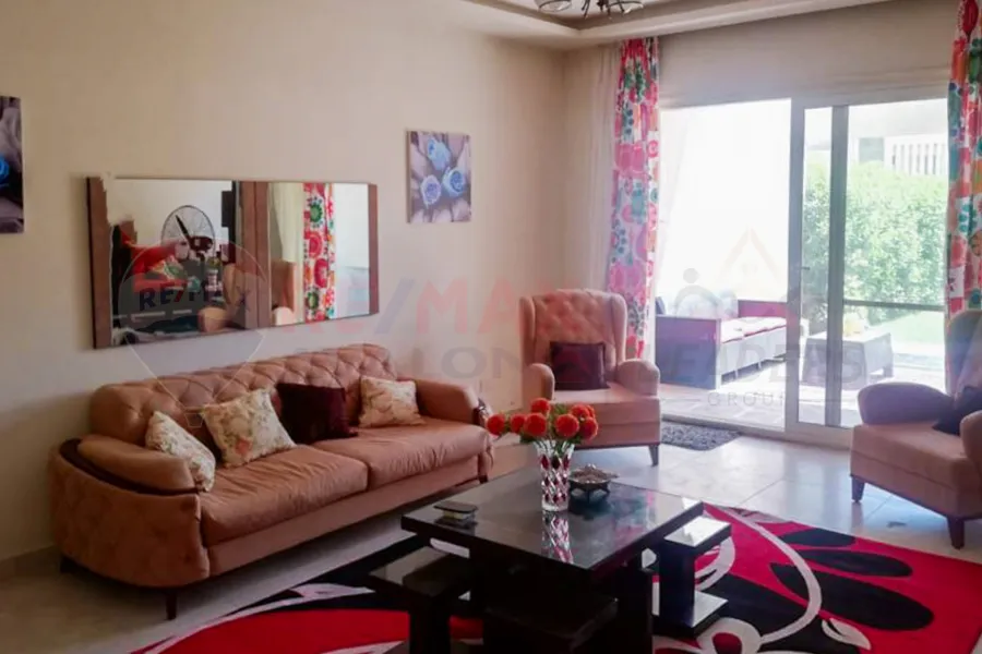 Townhouse + garden for sale (Hacienda Bay) 380 m