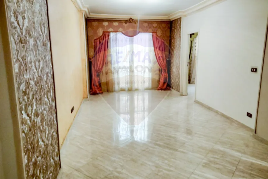 Apartment for rent 125 m Louran ( Steps from Abo Qeer )