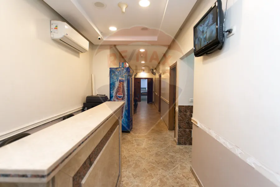 محل تجاري للايجار 280 م سموحة (ش ادمون فريمون)