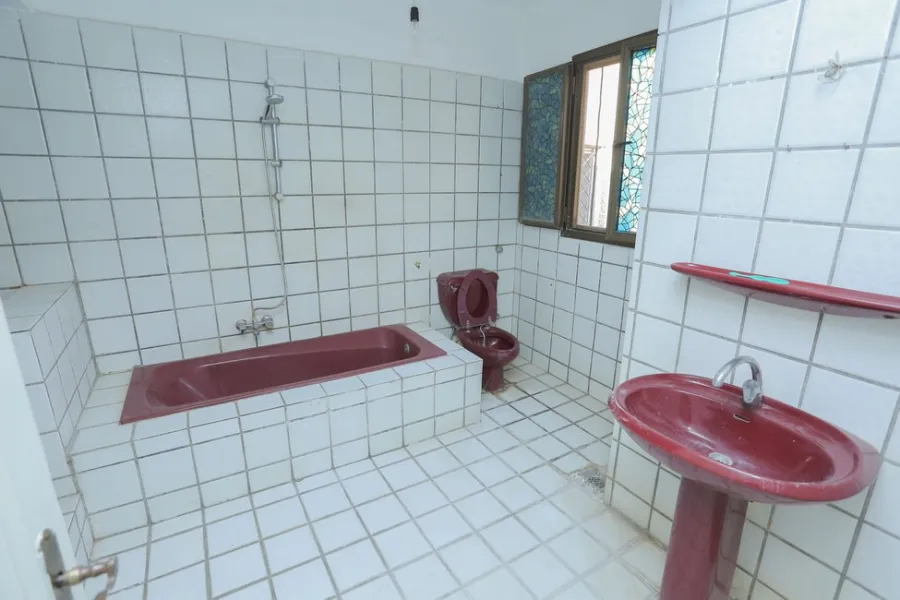 Duplex Apartment For Sale 180m net Lauran (Steps From Serhank St.)