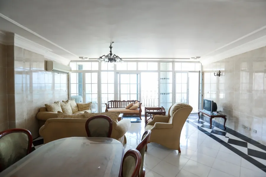 Apartment for sale 180m Miami (El-Gaish Road.)