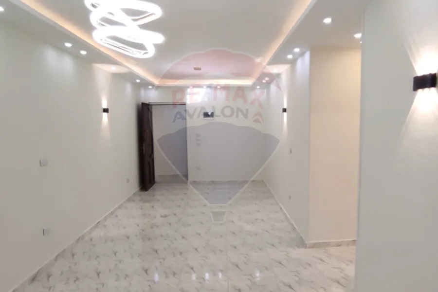 شقة للبيع 120 م العصافره (خطوات للبحر)