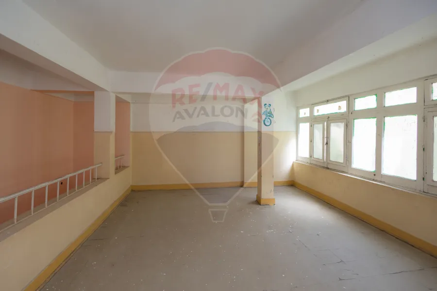 Villa for sale 675 m Bokli (branched from Abu Qir St.)