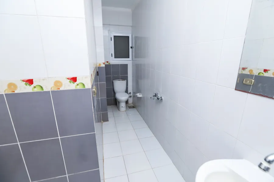 شقة إدارى للبيع 164 م سموحة (ش توت عنخ آمون)