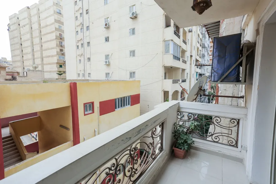 Apartment for sale 192 Roushdi(No 2 from Tram St)