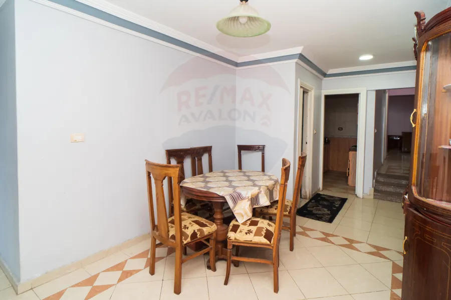 Apartment for sale 135 m Mandara (directly on the sea)