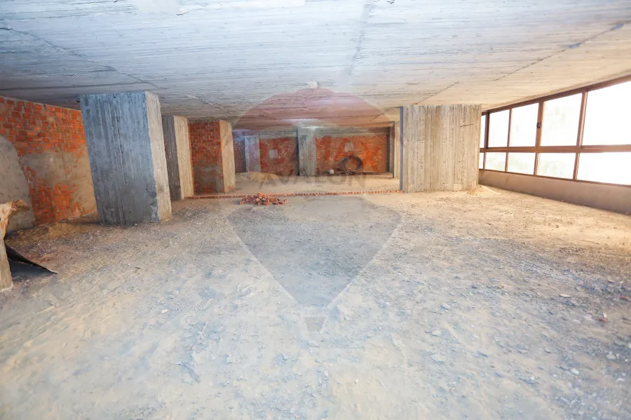 Mezzanine for rent 400 m Louran (directly Abu Qir St.)