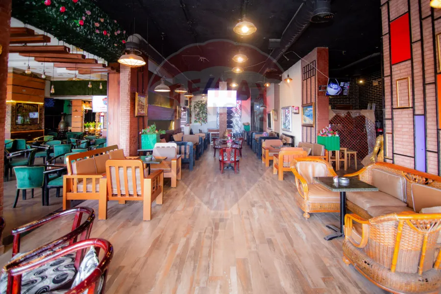 محل + صندرة للبيع 300 م  ستانلي (على البحر مباشر)