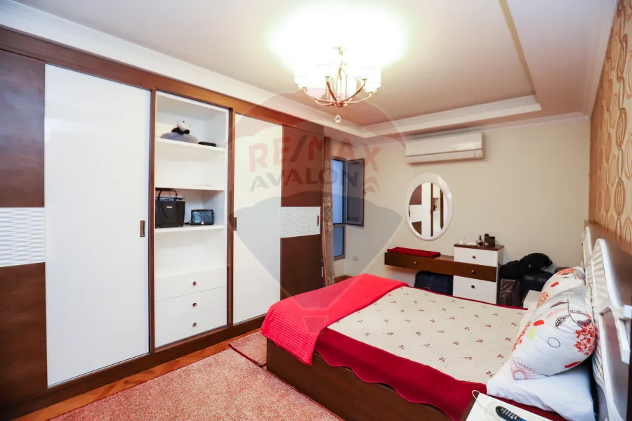 Apartment for sale 249 m Saba Basha ( Directly on the Sea.)