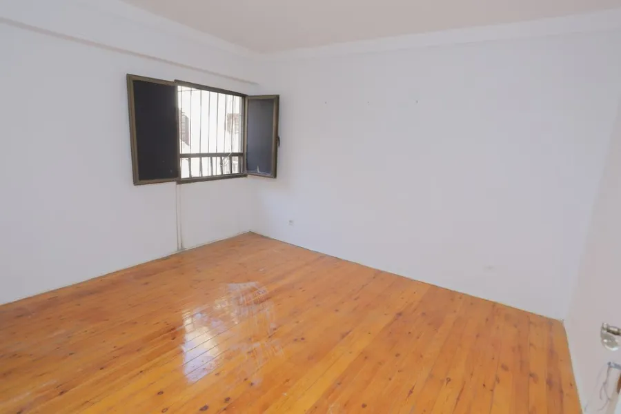 Duplex Apartment For Sale 180m net Lauran (Steps From Serhank St.)