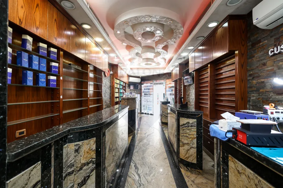 Shop For rent 45 m Al-Raml Station ( Shakour St. )