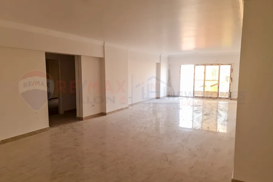 Apartment for sale 300 m Smouha (Grand View)