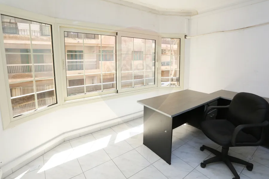 Apartment for sale 180 m Smouha (Al-Tayyar Shokry St.)