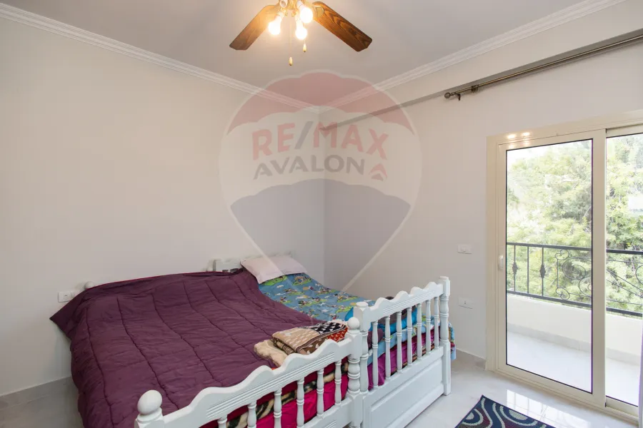 فيلا ستاند الون للبيع (الواحة الخضراء) كينج مريوط - 600 م -