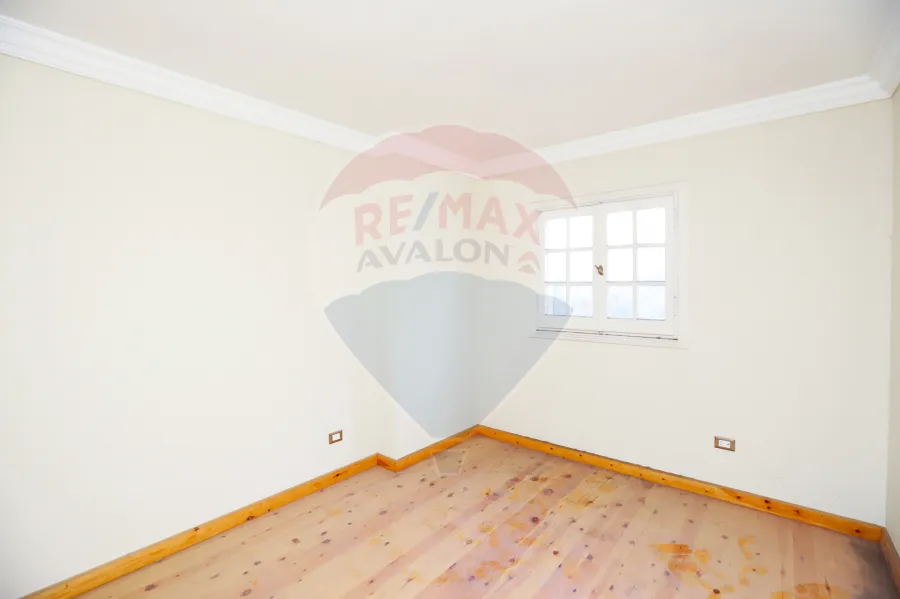 شقة للبيع 210 م لوران (ش محمد فريد )