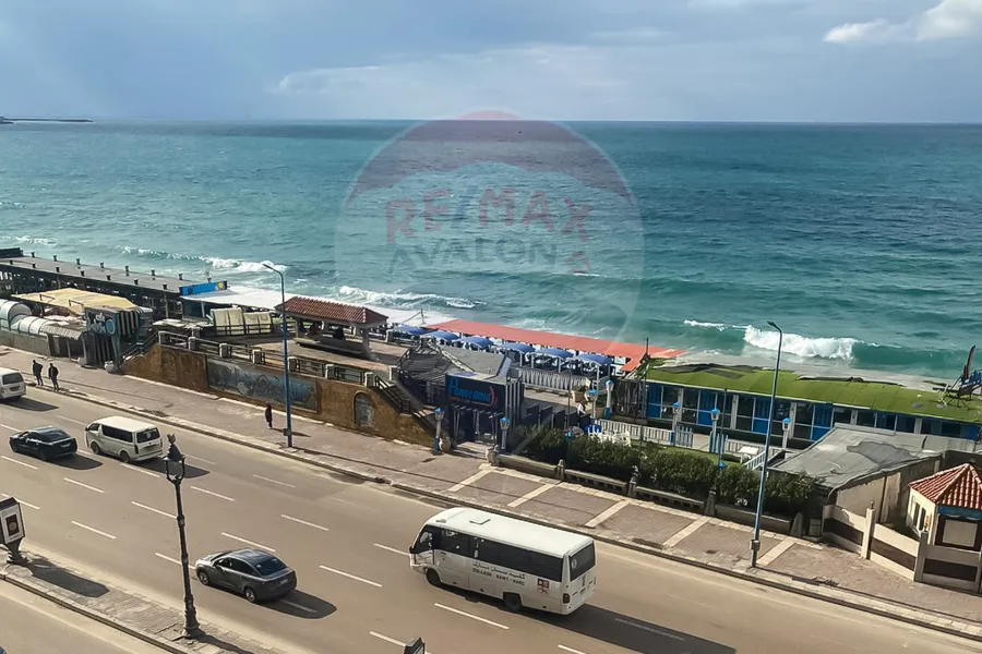 Apartment for sale 115 m Camp caesar (Directly on the sea)