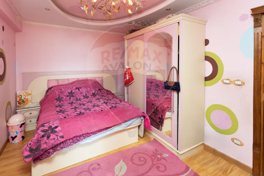 شقة للبيع 275 م كفر عبده (عمارة براند)