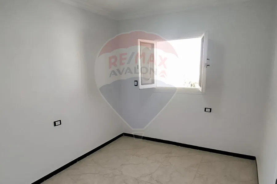 Chalet + roof for sale North Coast (Badr Village)