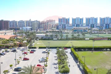 شقة للإيجار 250م سموحة (أبراج بيتك فى النادى - شارع النقل والهندسة)