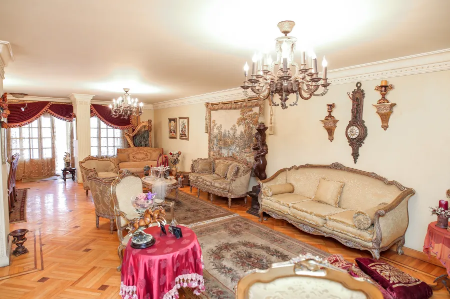 شقة للبيع 380م الشاطبى - ش بورسعيد مع كوبري الجامعة