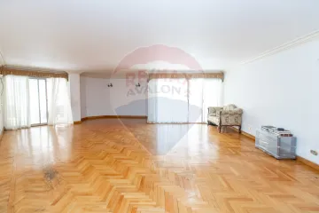 شقة للبيع 265 م رشدي (ش رشدي باشا)