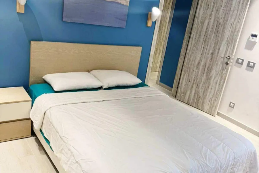 شاليه فندقي للبيع (فوكا باي - رأس الحكمة) 120 م