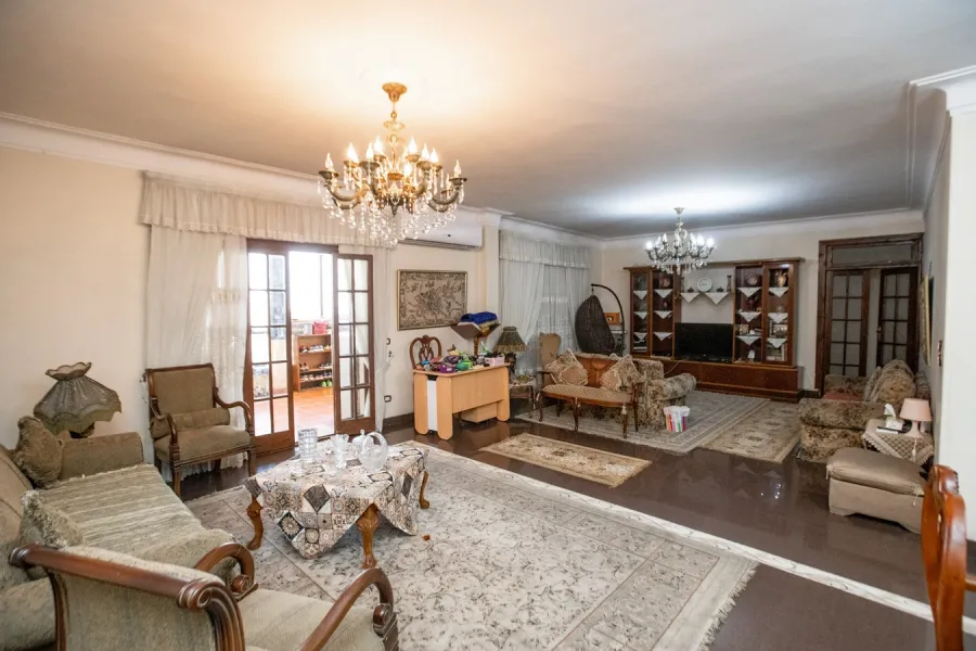 Apartment For Sale 270m Smouha (Bahaa el-Dien El-Ghatwarey St.)