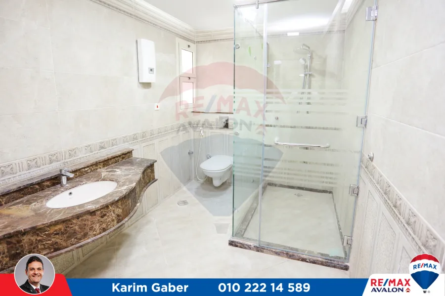 شقة للبيع 526م سموحة (كمبوند انطونيادس) -اول سكن