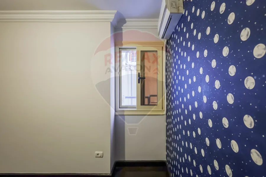 Apartment for sale 210 m Kafr Abdo (Sakinah bant Elhussin st.)