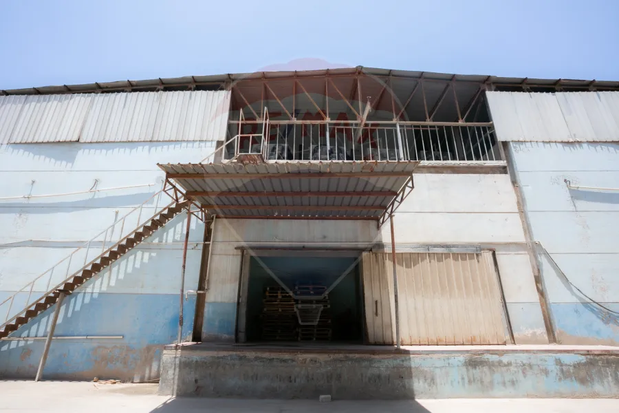 ثلاجه صناعي للبيع 2,000 م ( كفر الدوار )