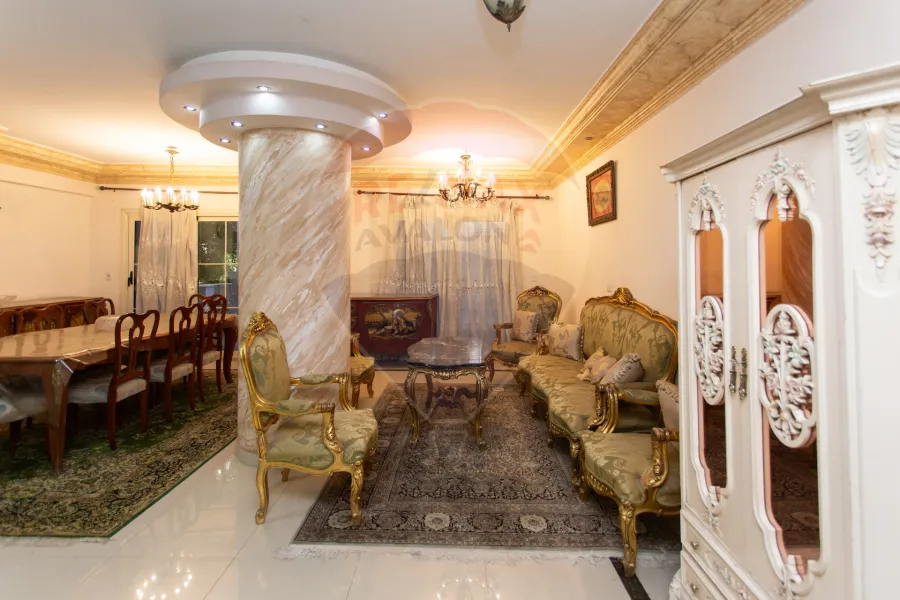 Apartment for sale 200 m Louran (between Abu Qir Street and the tram)