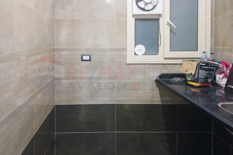 Administrative apartment for sale 145 m Janaklis (Abu Qir Street)
