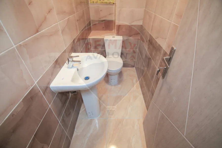 شقة للايجار 200 م سموحة (بجوار كوبري 14 مايو)