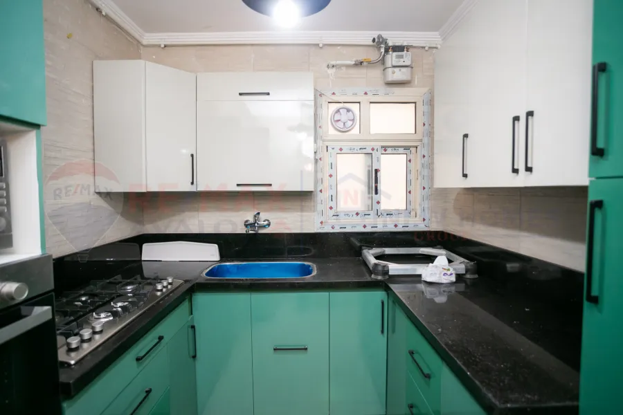 شقة للبيع 146 م لوران (ثاني نمرة من ش ابو قير)