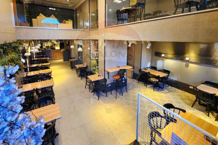 محل للإيجار 320 م الشاطبي (أمام مجمع الكليات)