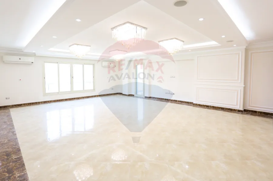 شقة للبيع 526 م سموحة (كومباوند أنطونيادس)