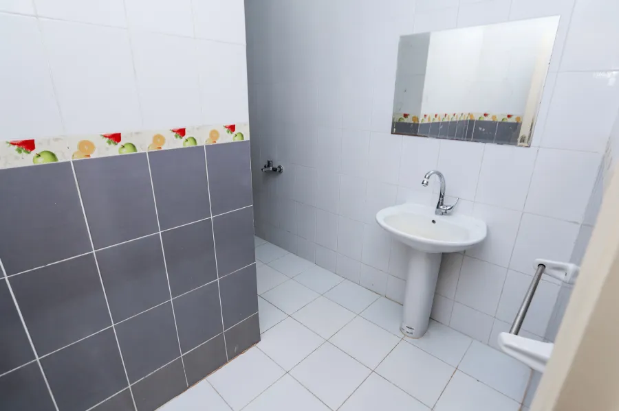 شقة إدارى للبيع 164 م سموحة (ش توت عنخ آمون)