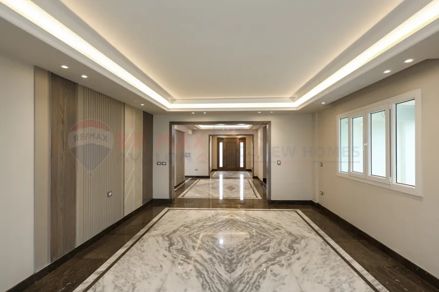 فيلا مستقلة للبيع الساحل (مارسيليا بيتش 4 - سيدي عبد الرحمن) 900 م