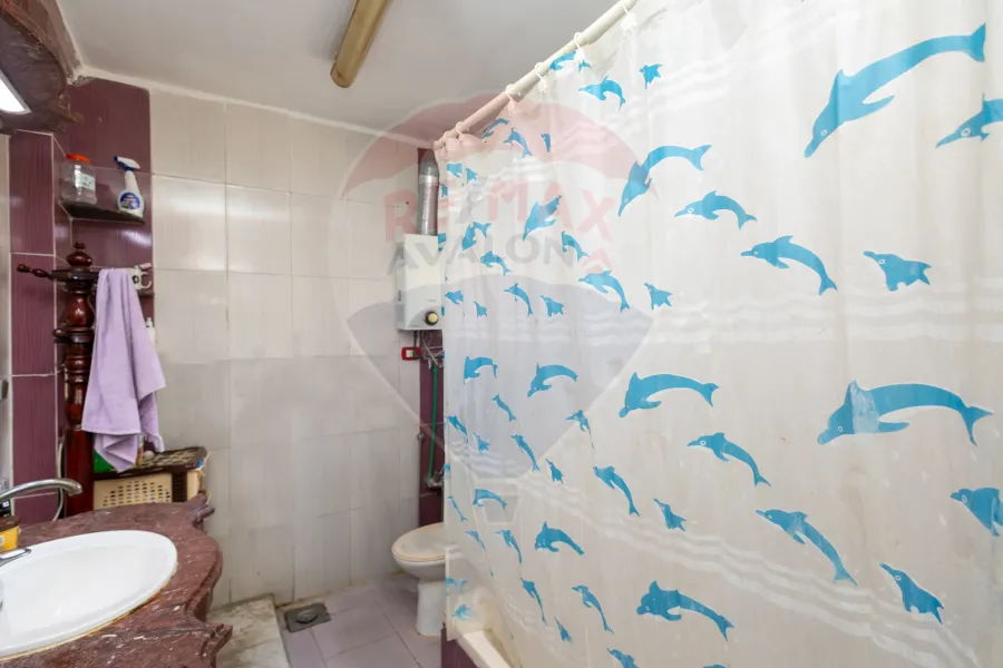 شقة للبيع 150 م سيدي بشر (بالقرب من البحر)