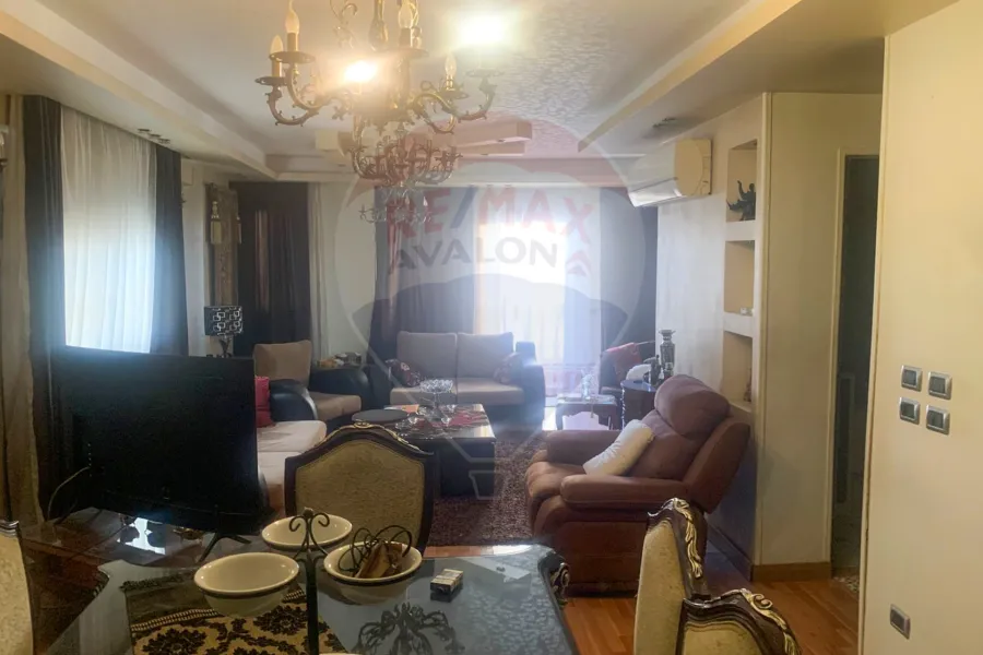 شقة دوبلكس للبيع 178 م سموحة (ش النصر - عمارات توب هاوس)