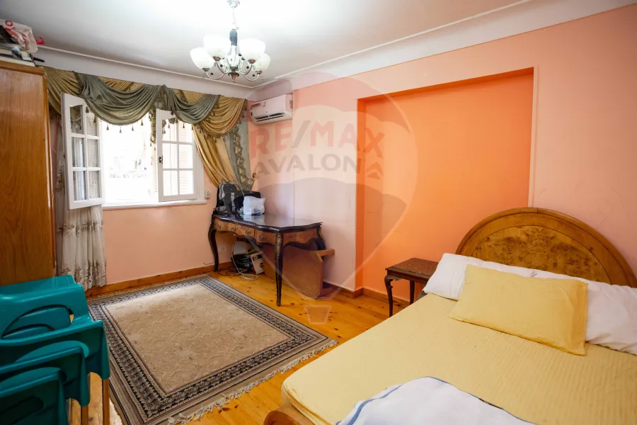 Apartment for sale 170 m Jnaklis (on the tram) -