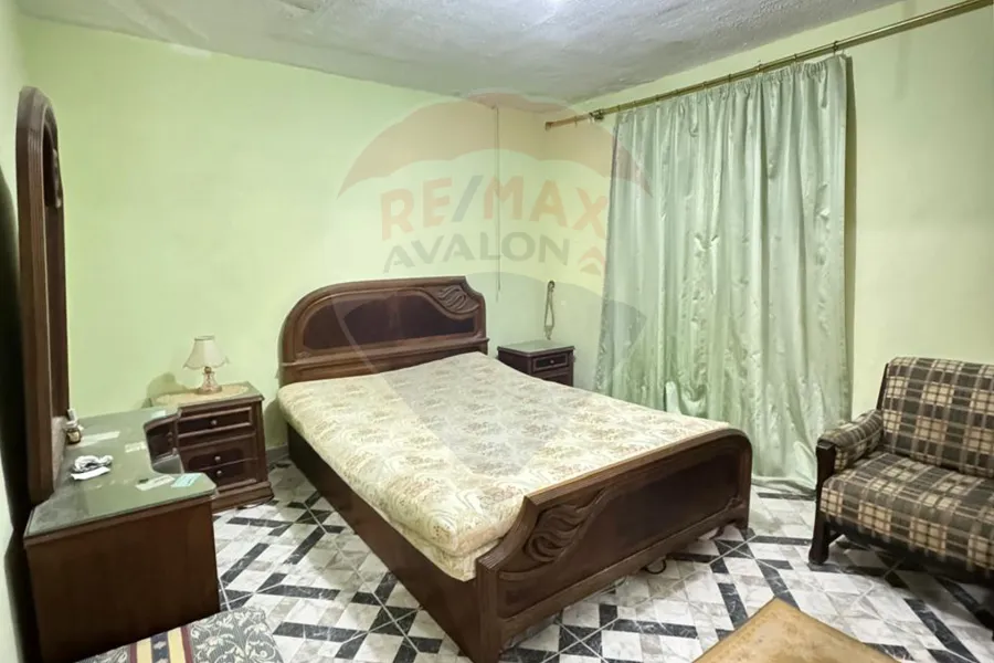 فيلا ستاند الون للبيع (حورس و الرمال الذهبية)  300م