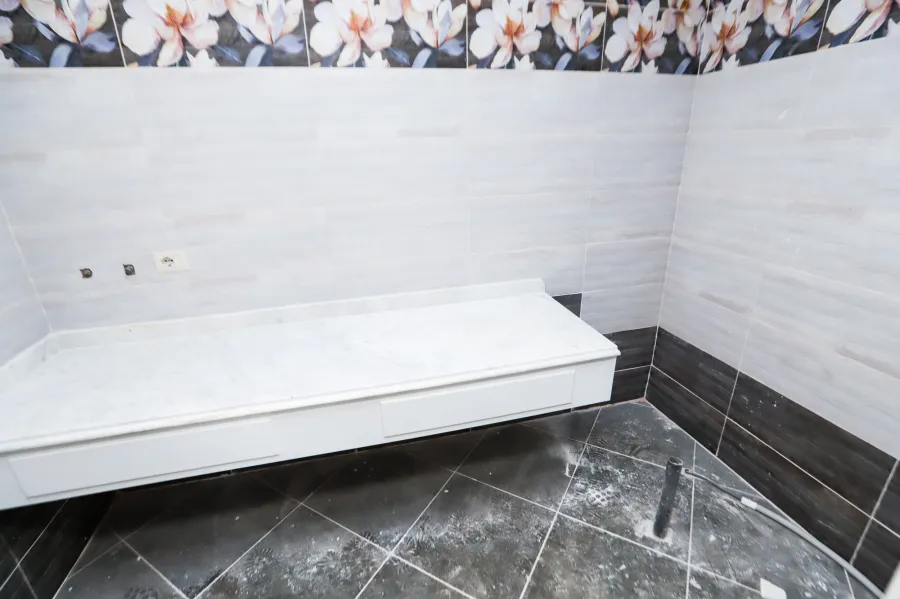 Apartment for sale 310 m Alazarita (in front of AlShlalat park)