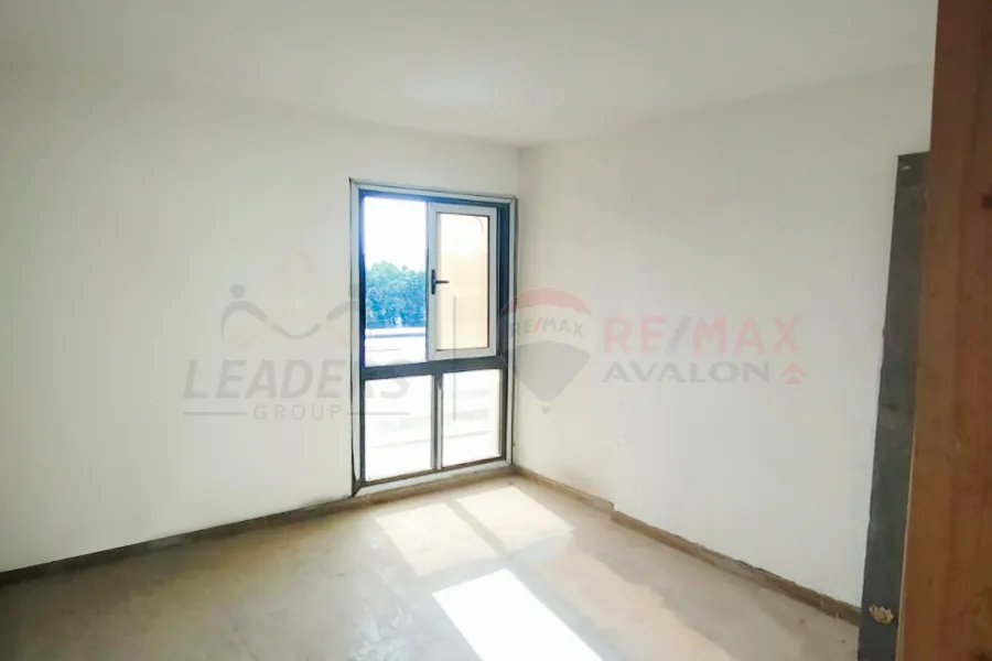 شقة للبيع 212 م سموحه (فالوري انطونيادس)