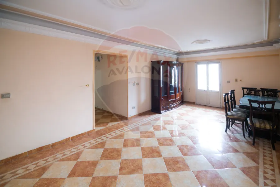 شقة للبيع 150 م العصافرة  (ش جمال عبد الناصر - خلف أسواق الشريف)