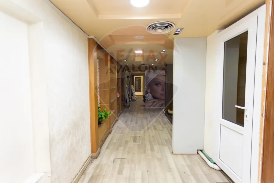 Shop for rent 182 m Loran (Abdel Salam Arif St.)